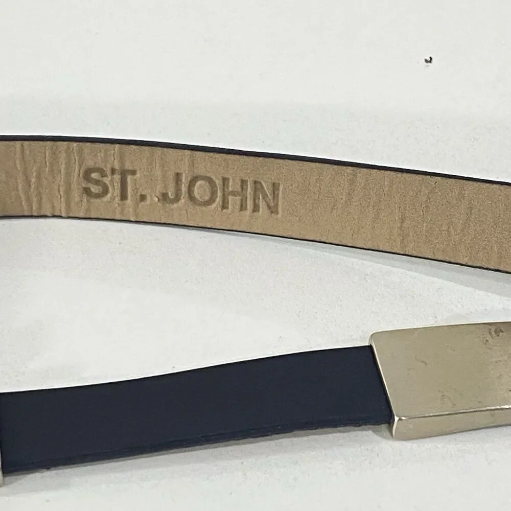 Vtg st john Black leather Silver Tone Buckle LARGE Narrow classic Careercore